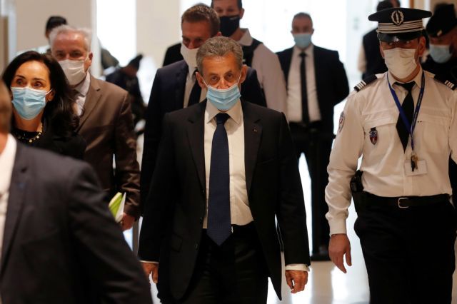 'ενοχος για διαφθορά ο Nicolas Sarkozy