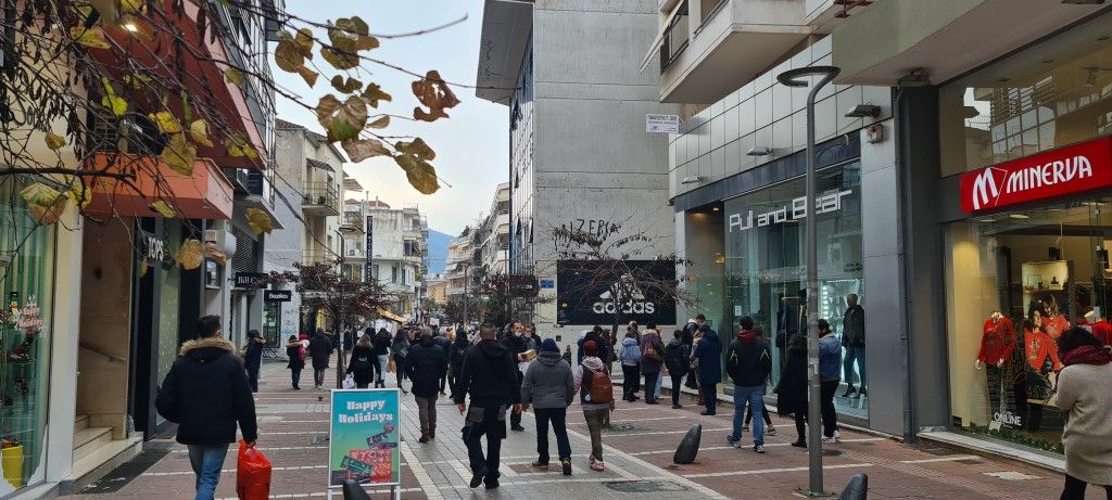 Τα νέα μέτρα θέτουν περιορισμούς στη διασκέδαση